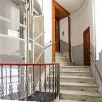 Via Tommaso Caravita 6