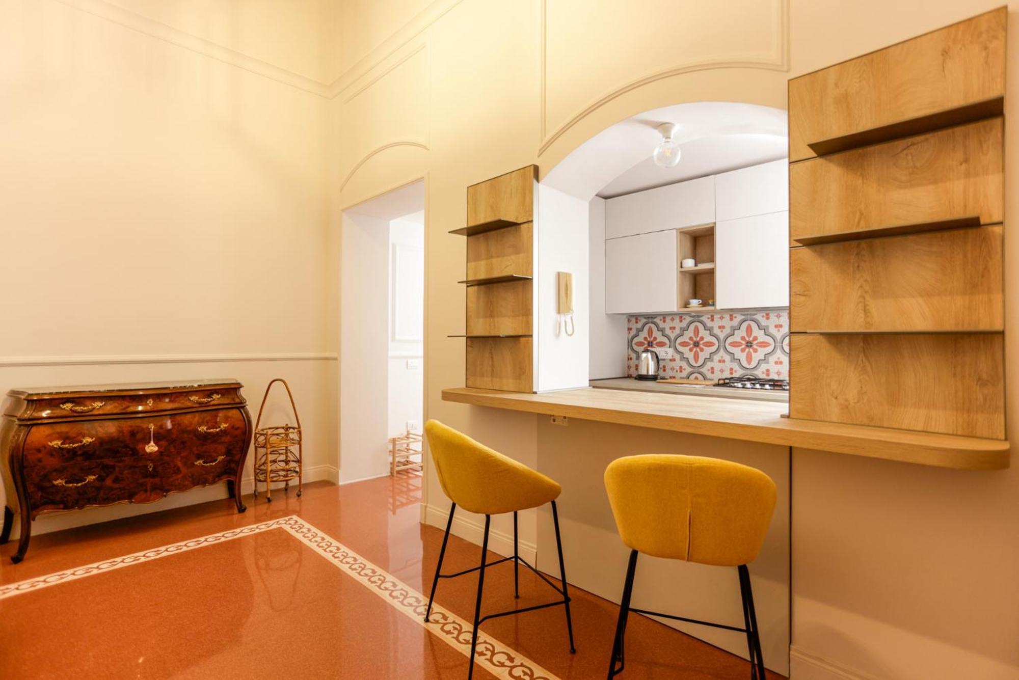 Via Tommaso Caravita 6 * Napoli