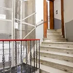Via Tommaso Caravita 6