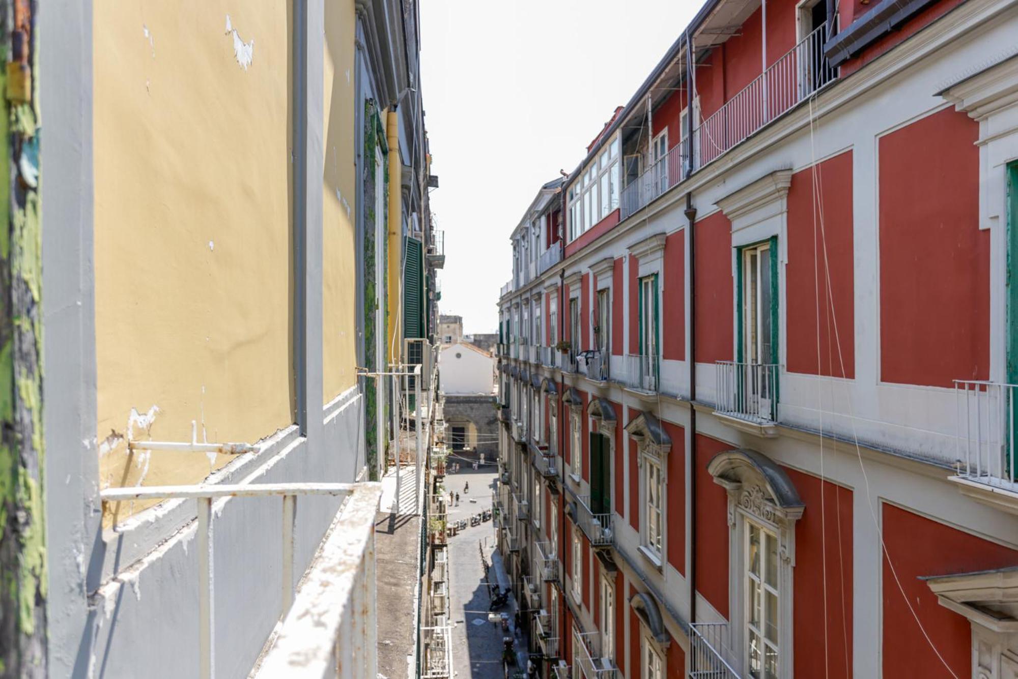 Via Tommaso Caravita 6 Apartment *